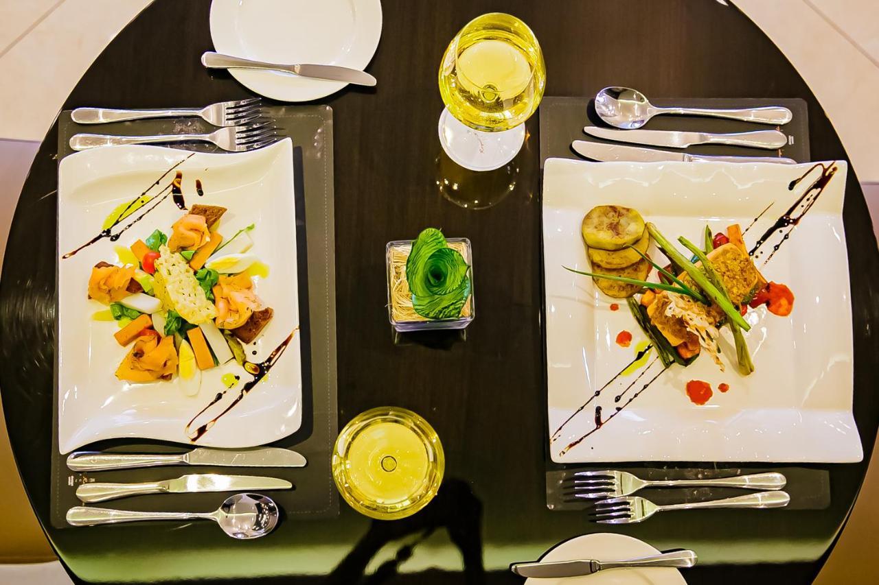 Royal Residences By Design Union Aliayabiagba エクステリア 写真