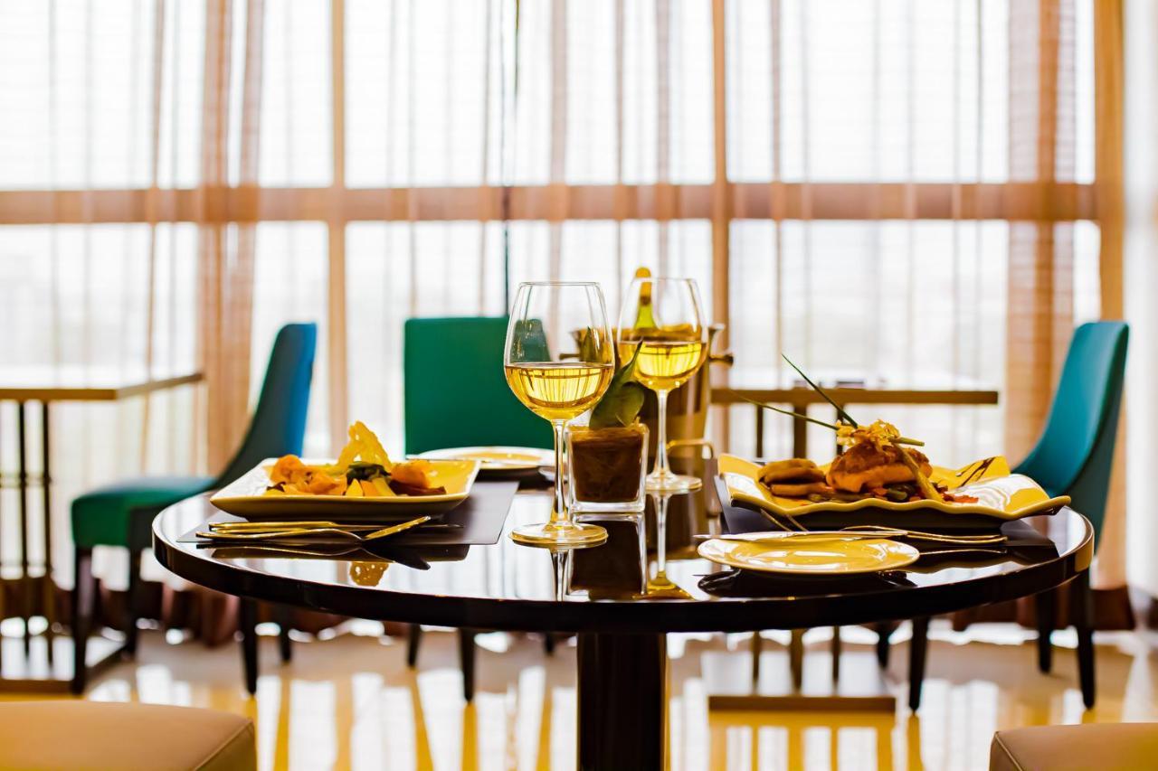 Royal Residences By Design Union Aliayabiagba エクステリア 写真