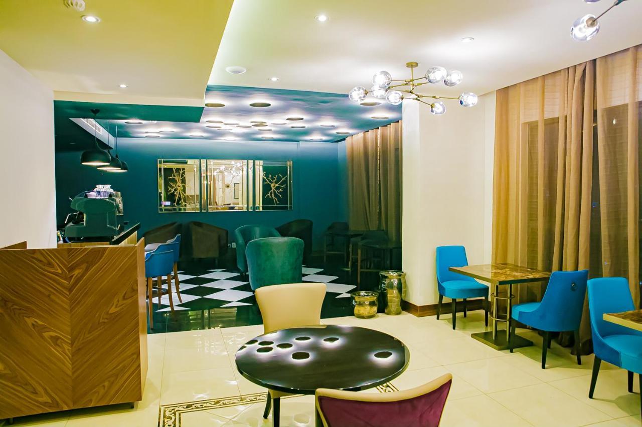 Royal Residences By Design Union Aliayabiagba エクステリア 写真