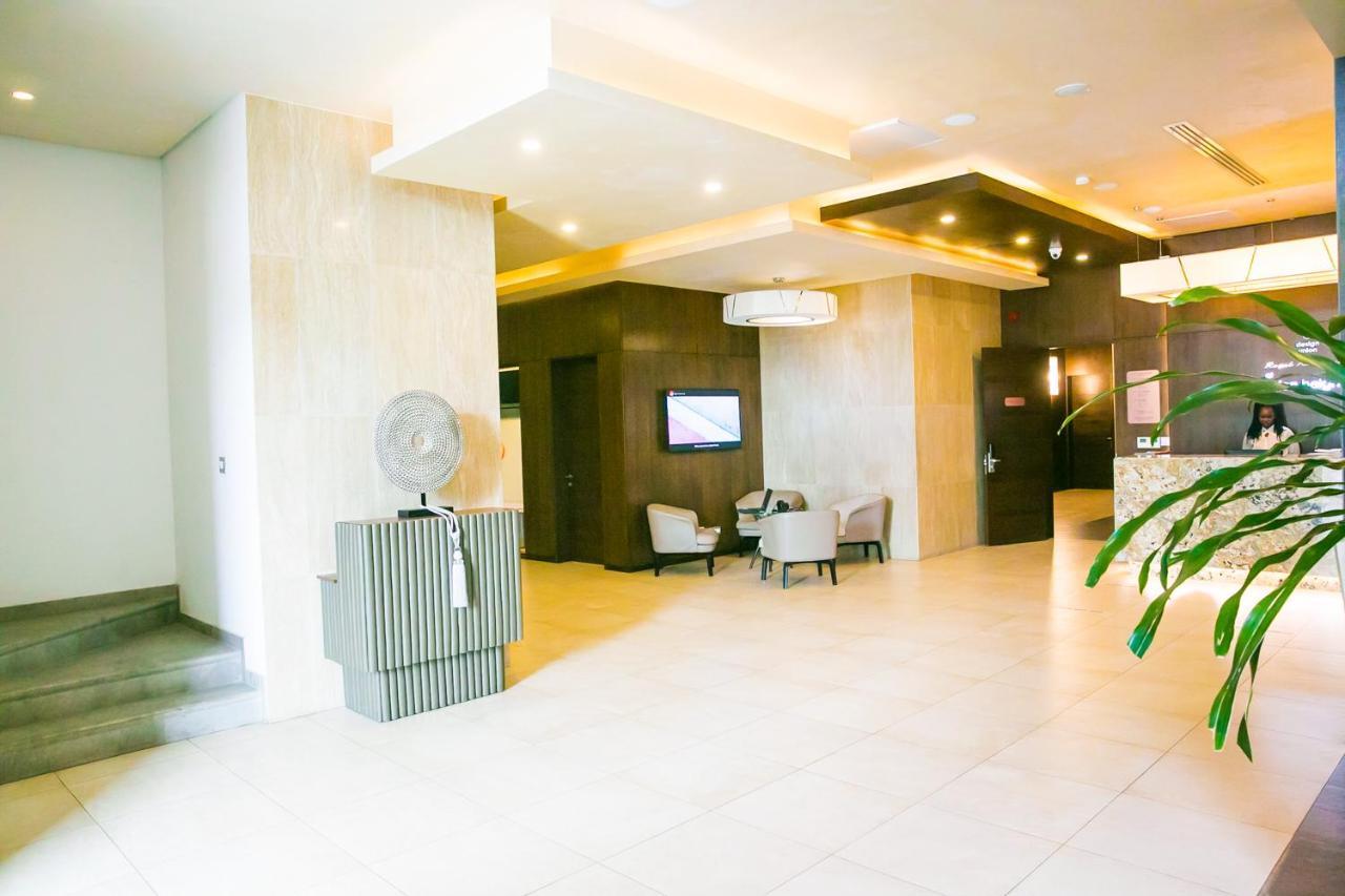 Royal Residences By Design Union Aliayabiagba エクステリア 写真