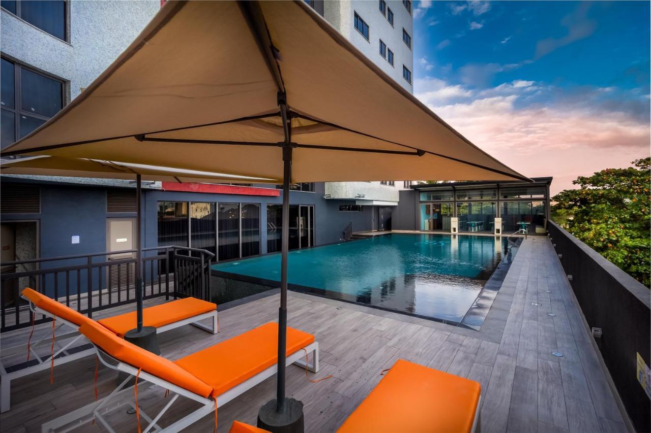 Royal Residences By Design Union Aliayabiagba エクステリア 写真